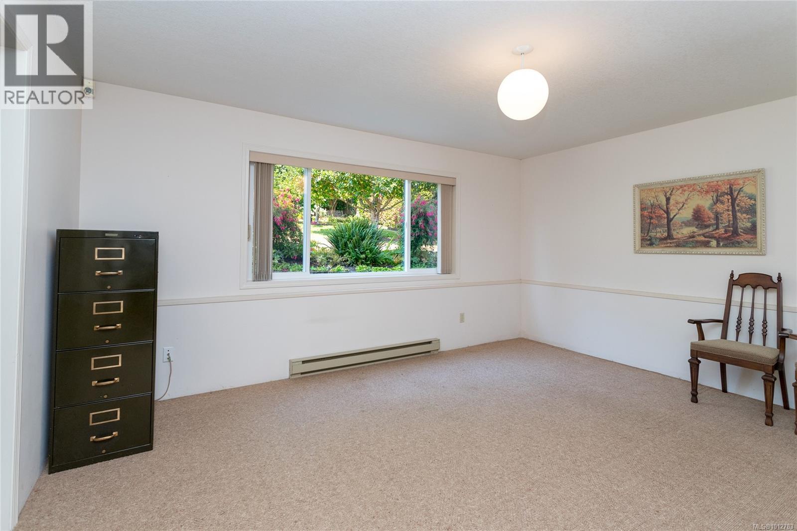 Photo 28 of 4450 Autumnwood Lane, Saanich BC