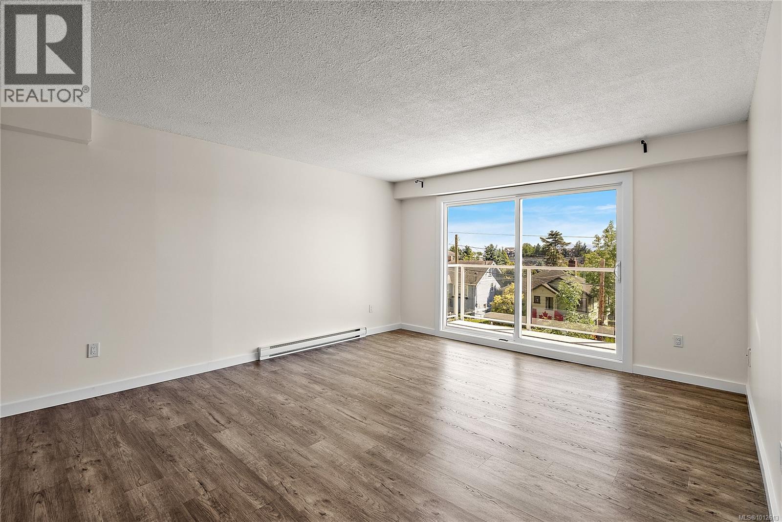 307 1124 Esquimalt Rd, Esquimalt