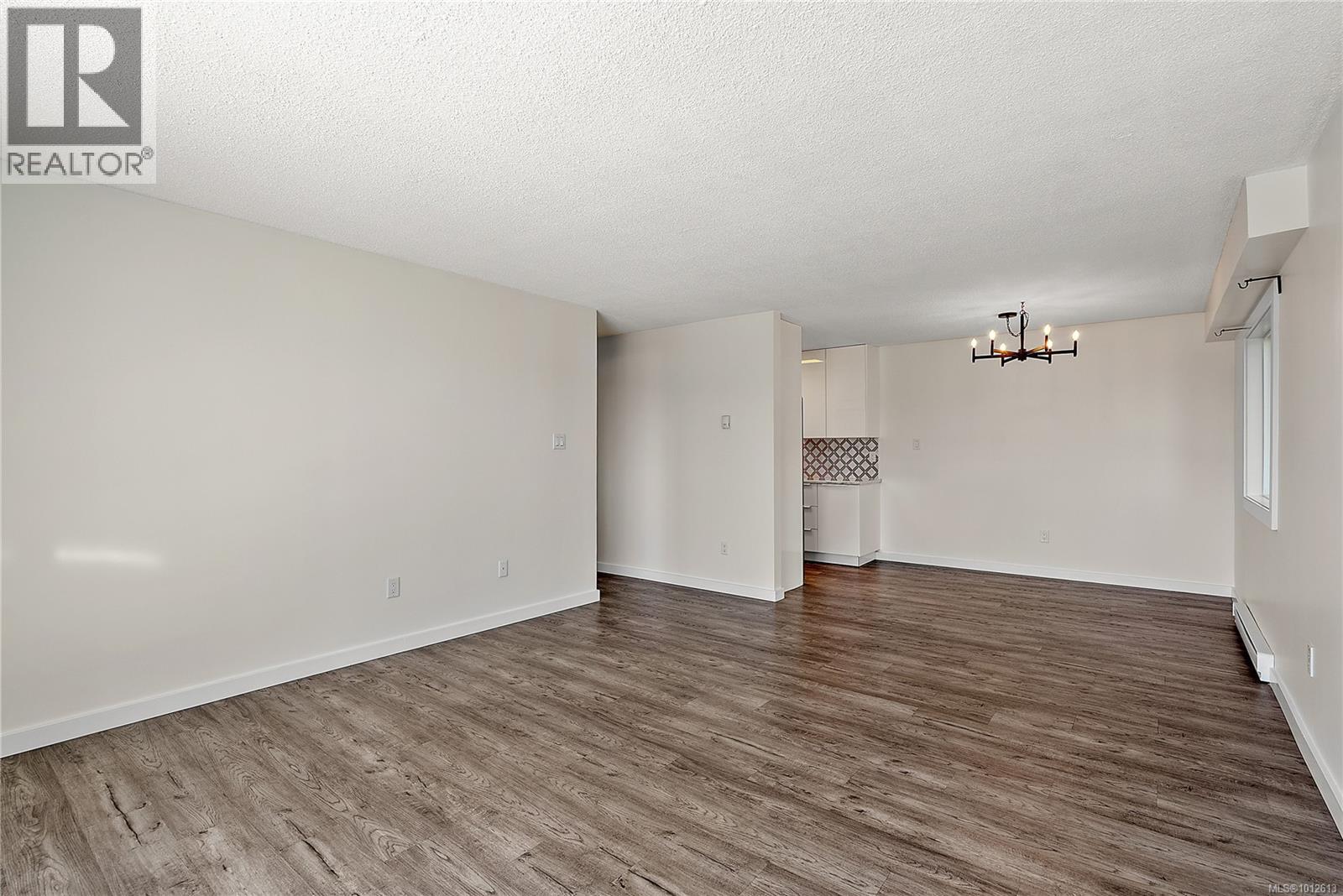 307 1124 Esquimalt Rd, Esquimalt