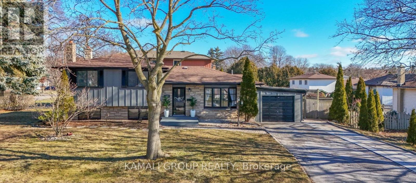 Photo 1 of Bsmt 389 Keewatin Street S, Oshawa ON