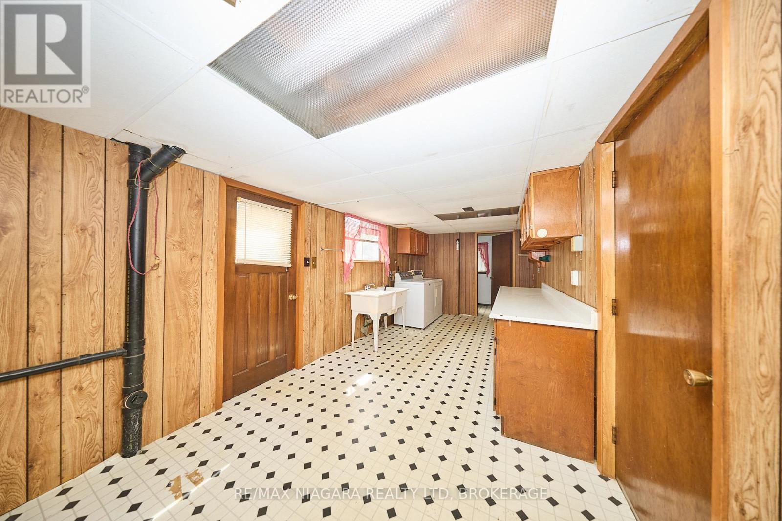Photo 12 of 228 Doans Ridge Road, Welland ON