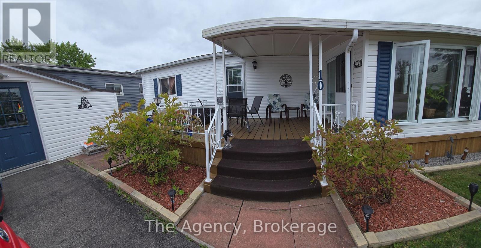 Photo 1 of 10 3033 Townline Road, Fort Erie ON