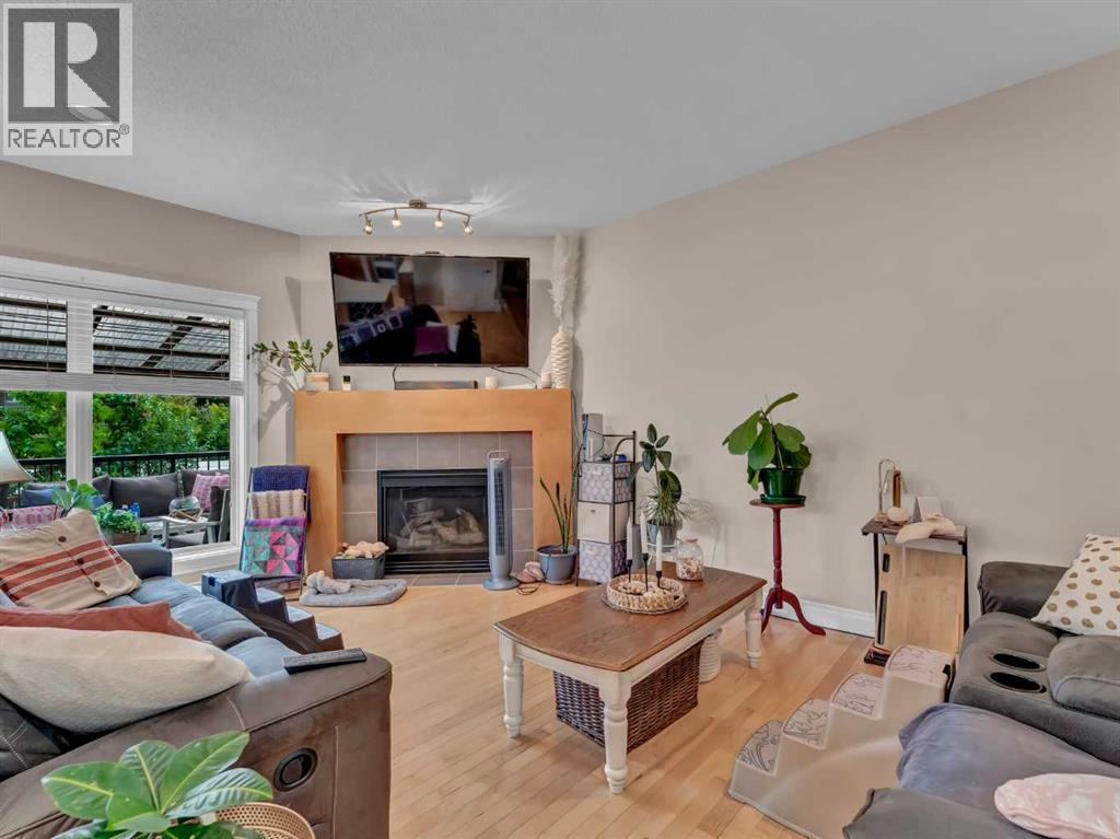 Photo 14 of 102 Sundown Road Sw, Medicine Hat AB