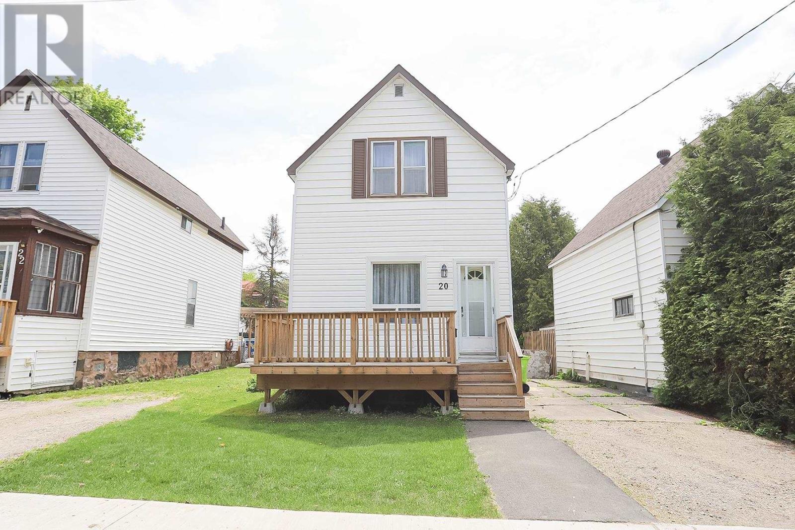 Photo 1 of 20 Dufferin Ave, Sault Ste Marie ON