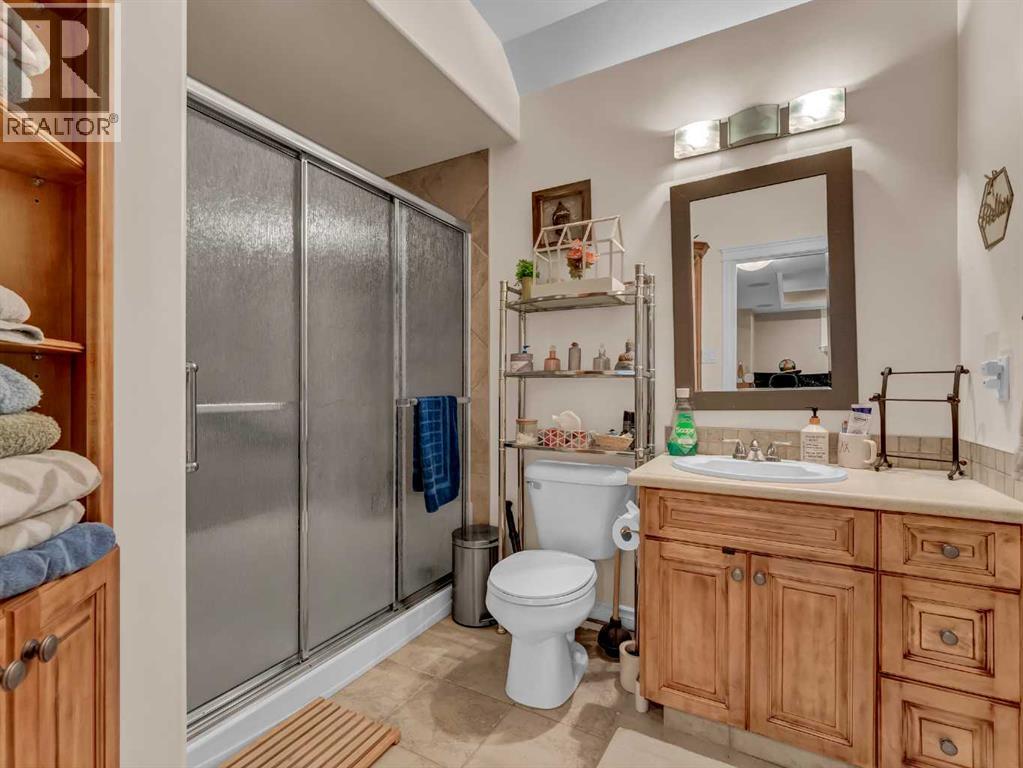 Photo 37 of 102 Sundown Road Sw, Medicine Hat AB