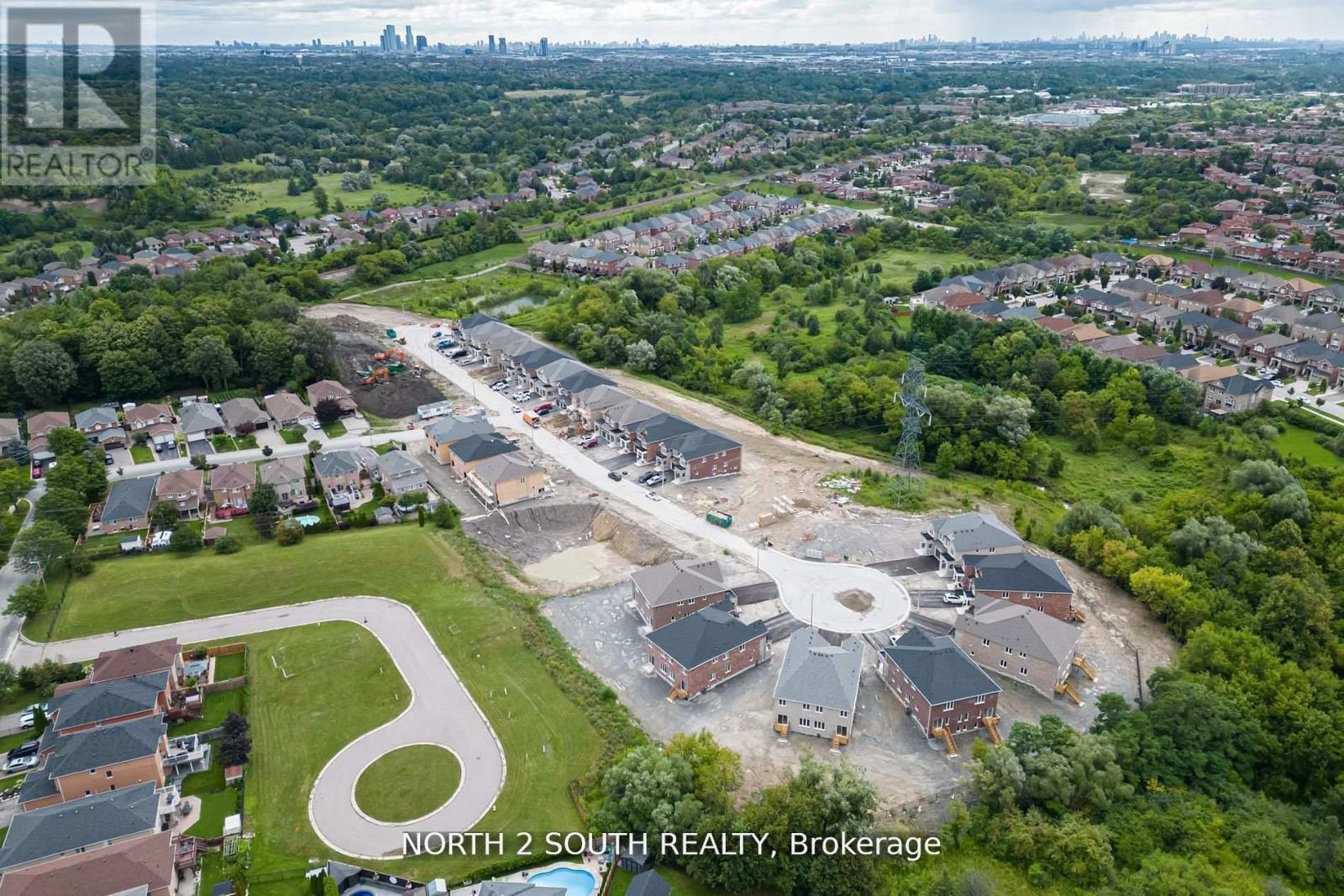 Photo 1 of 73 Virro Court, Vaughan ON