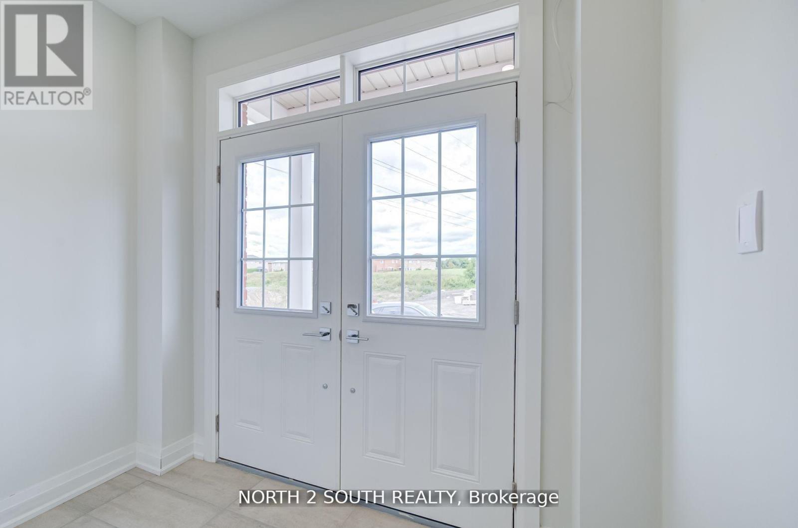Photo 2 of 73 Virro Court, Vaughan ON