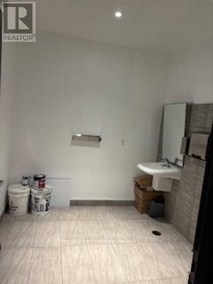 Photo 7 of 3 28 Fulton Way, Richmond Hill ON