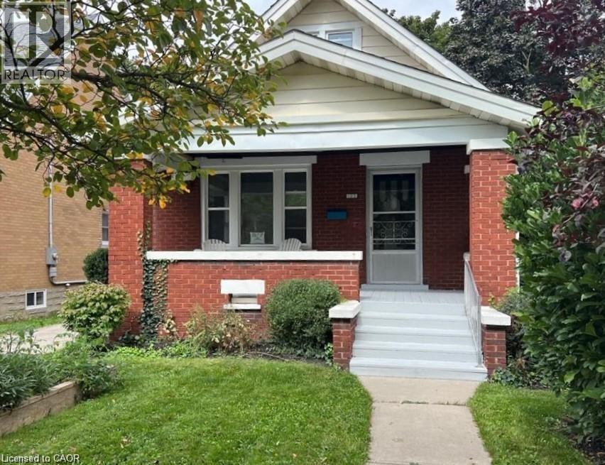 Photo 2 of 132 Graham Street Unit Upper, Waterloo ON