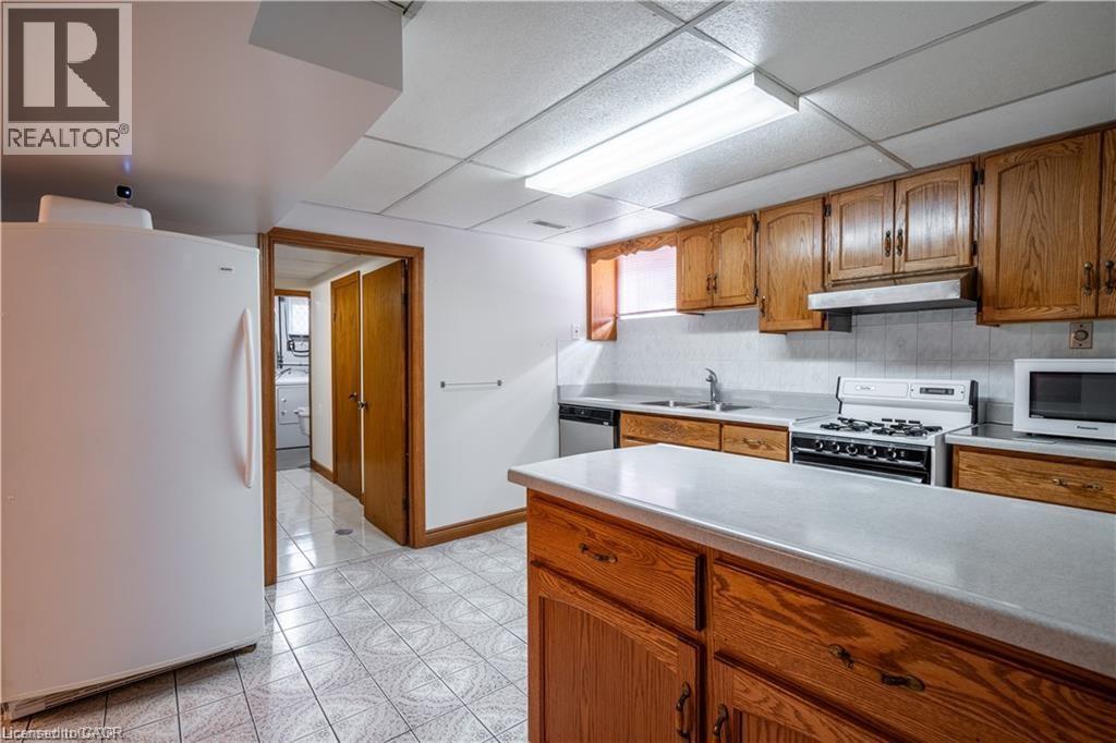 Photo 6 of 159 West 26th Street, Hamilton ON