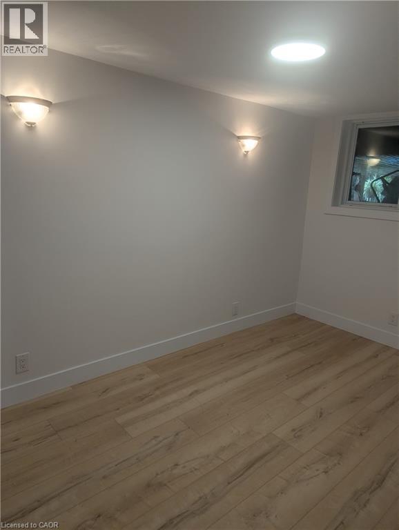 Photo 10 of 558 Strasburg Road Unit B, Kitchener ON