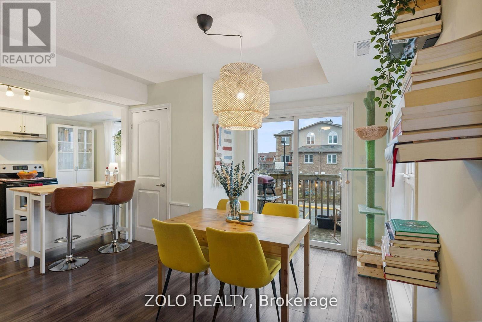 Photo 10 of 2 13 Cheltenham Road, Barrie ON