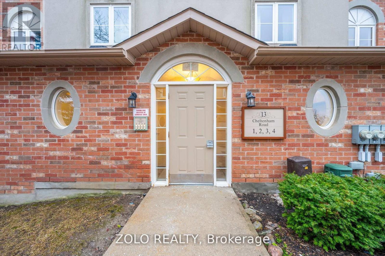 Photo 2 of 2 13 Cheltenham Road, Barrie ON