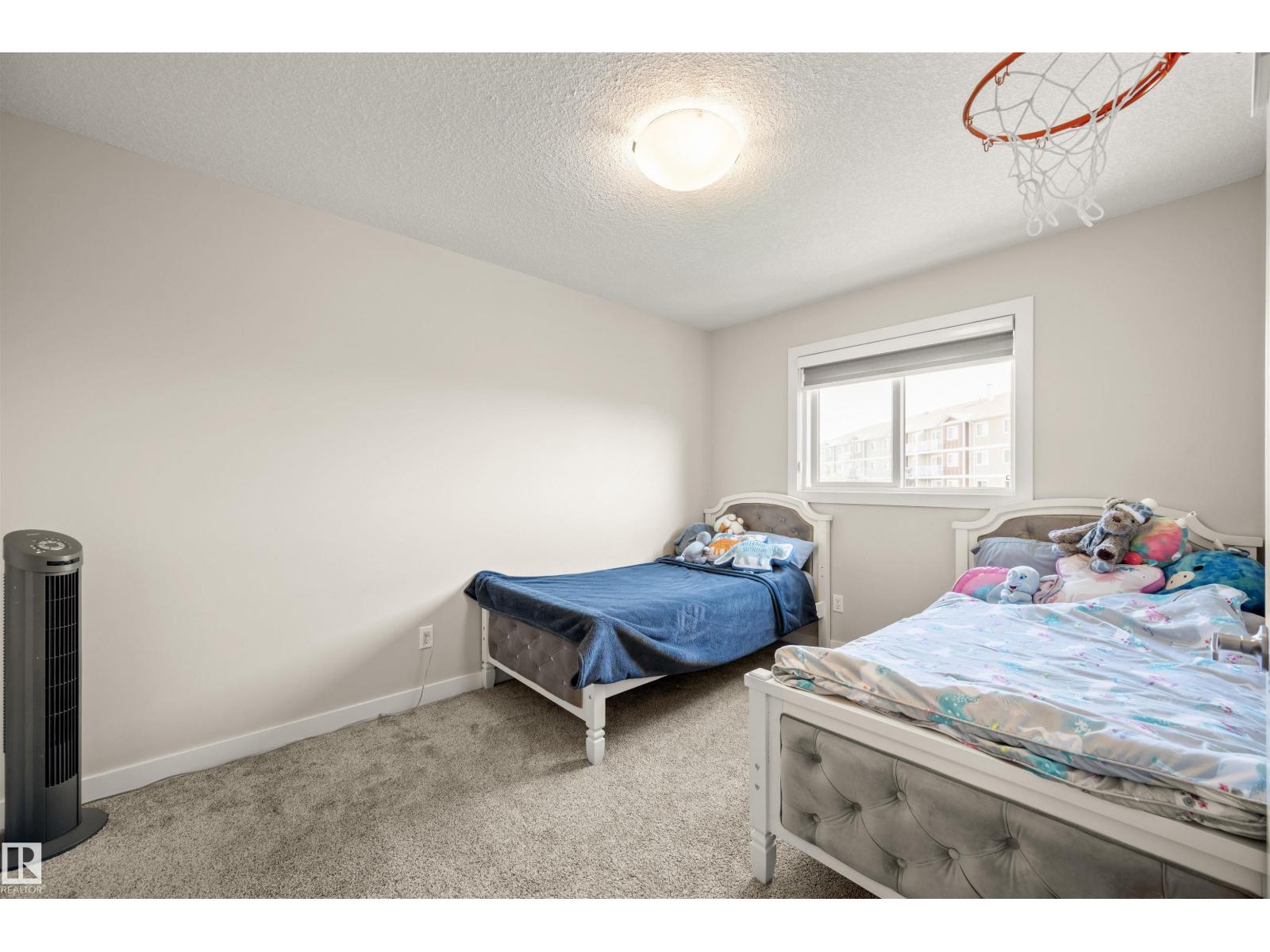 Photo 20 of 6014 171 Av Nw, Edmonton AB