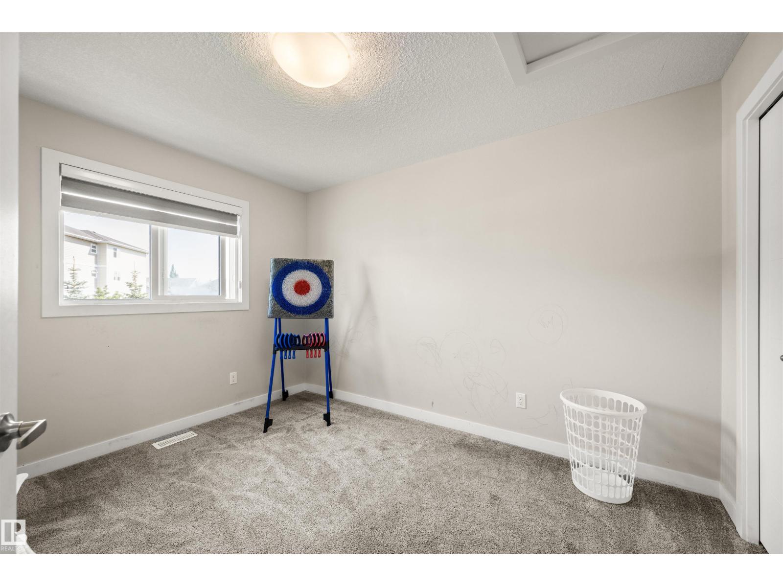 Photo 21 of 6014 171 Av Nw, Edmonton AB