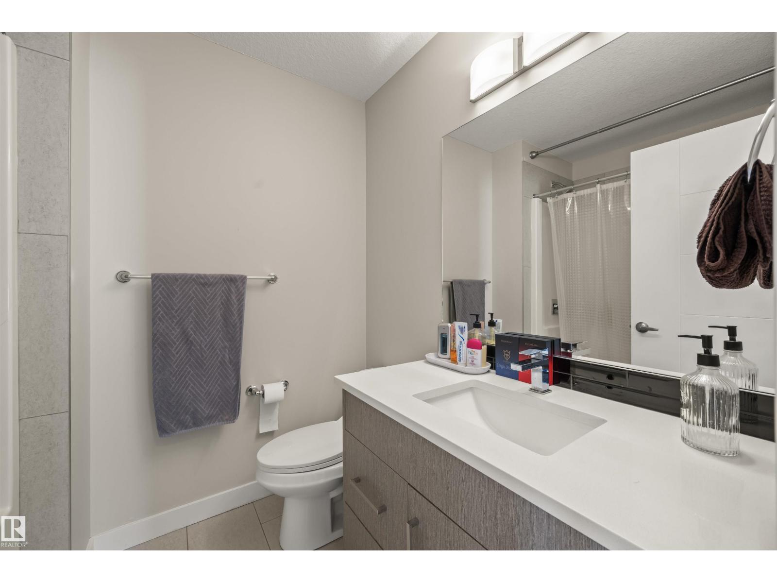 Photo 22 of 6014 171 Av Nw, Edmonton AB