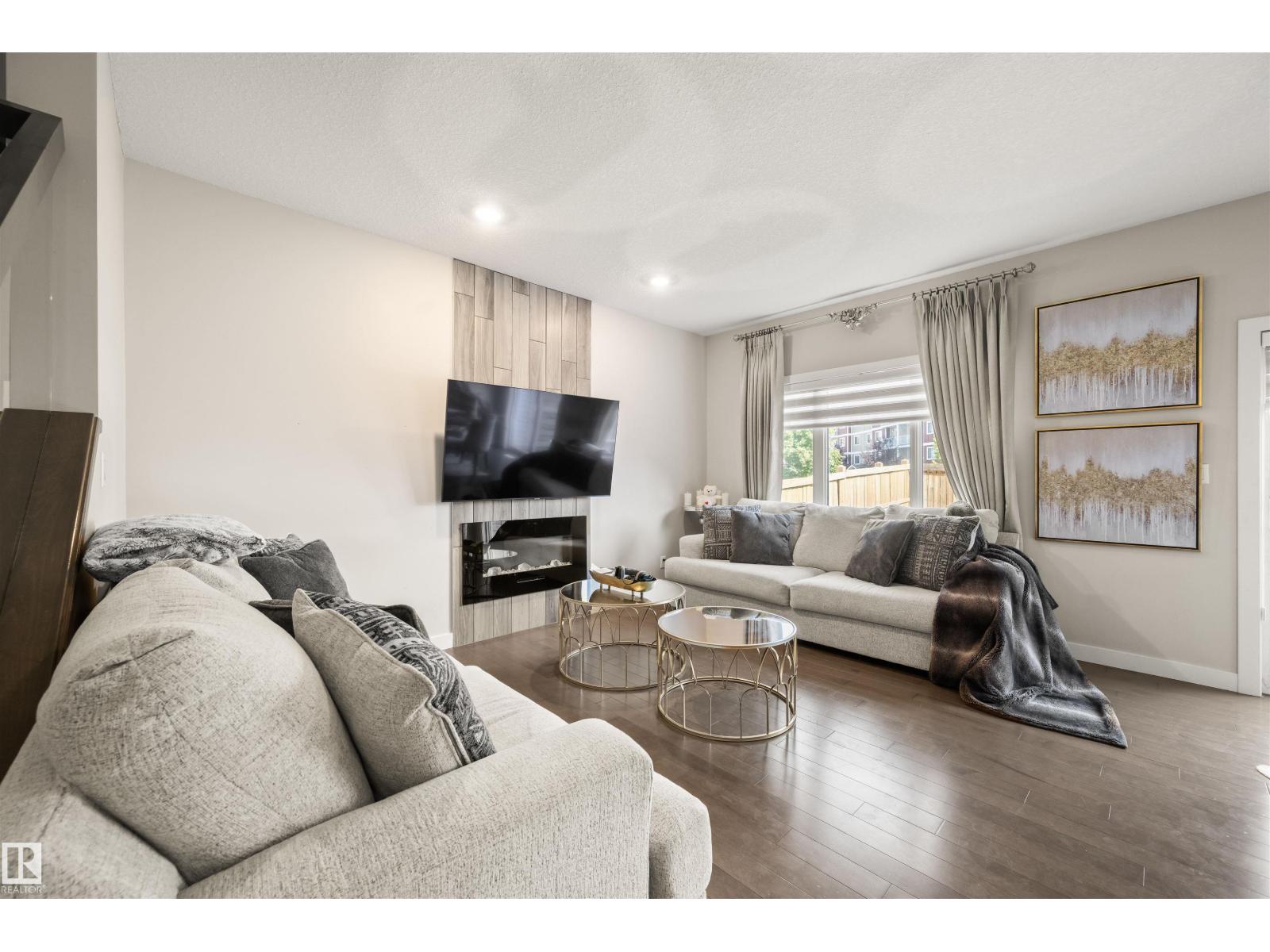 Photo 4 of 6014 171 Av Nw, Edmonton AB