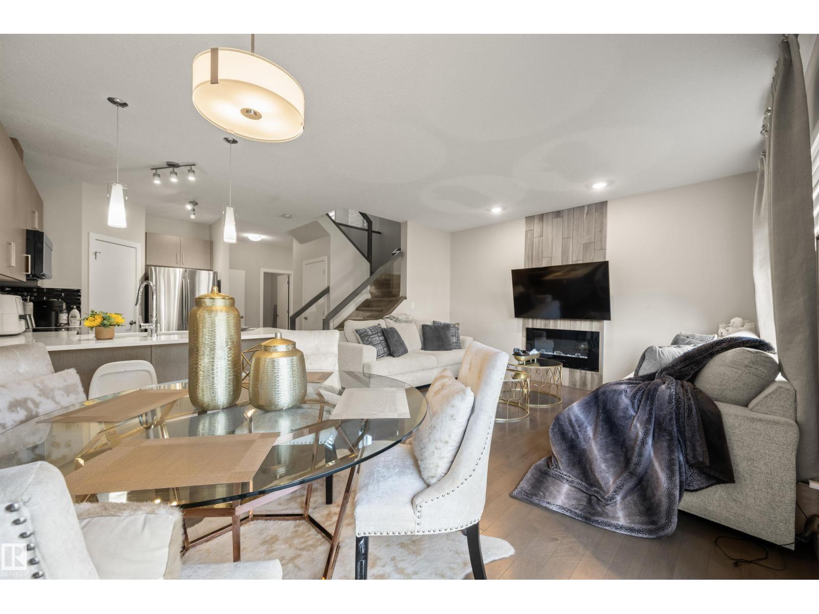 Photo 6 of 6014 171 Av Nw, Edmonton AB