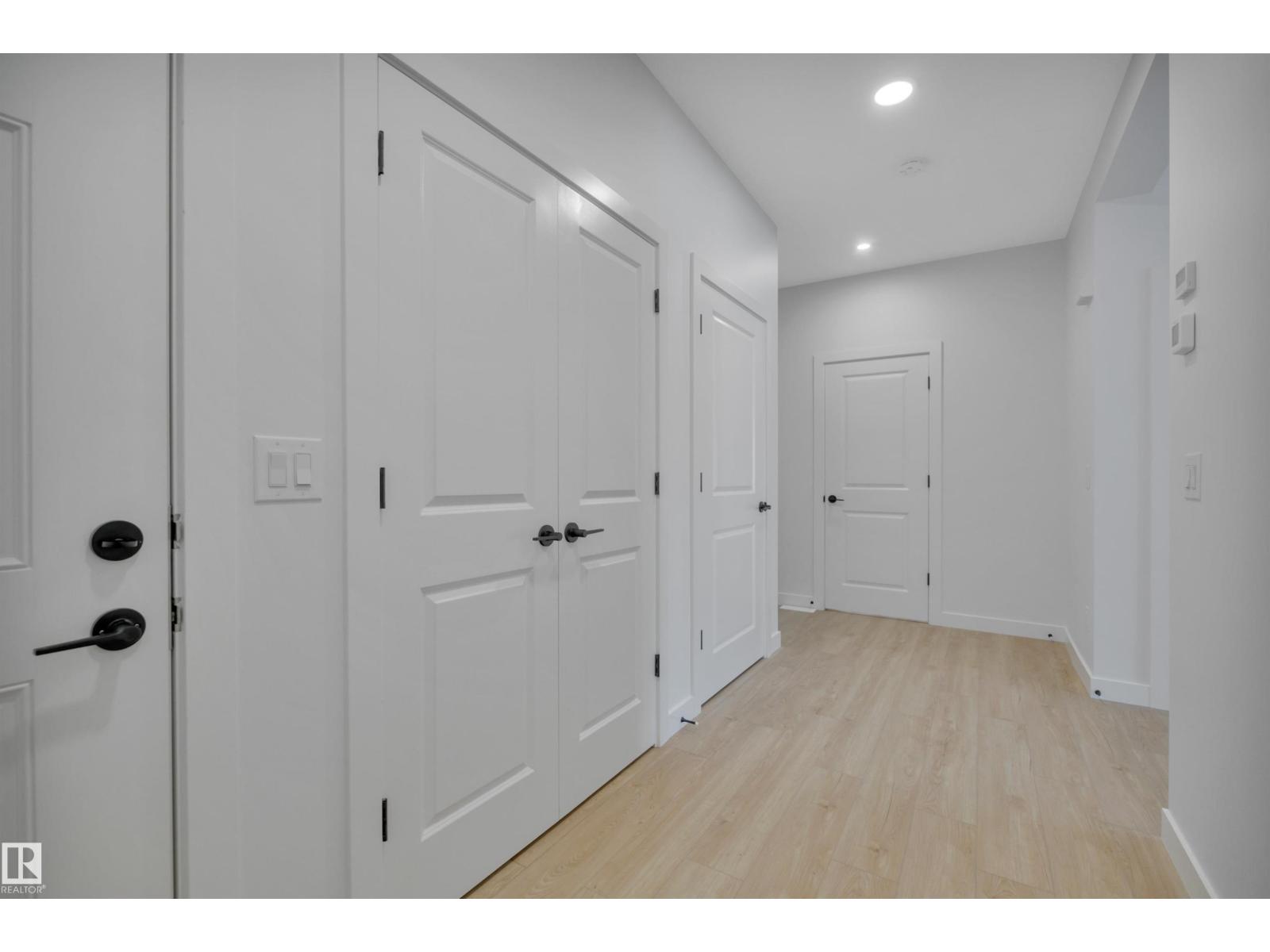 Photo 10 of 51 Ashbury Cr, Spruce Grove AB