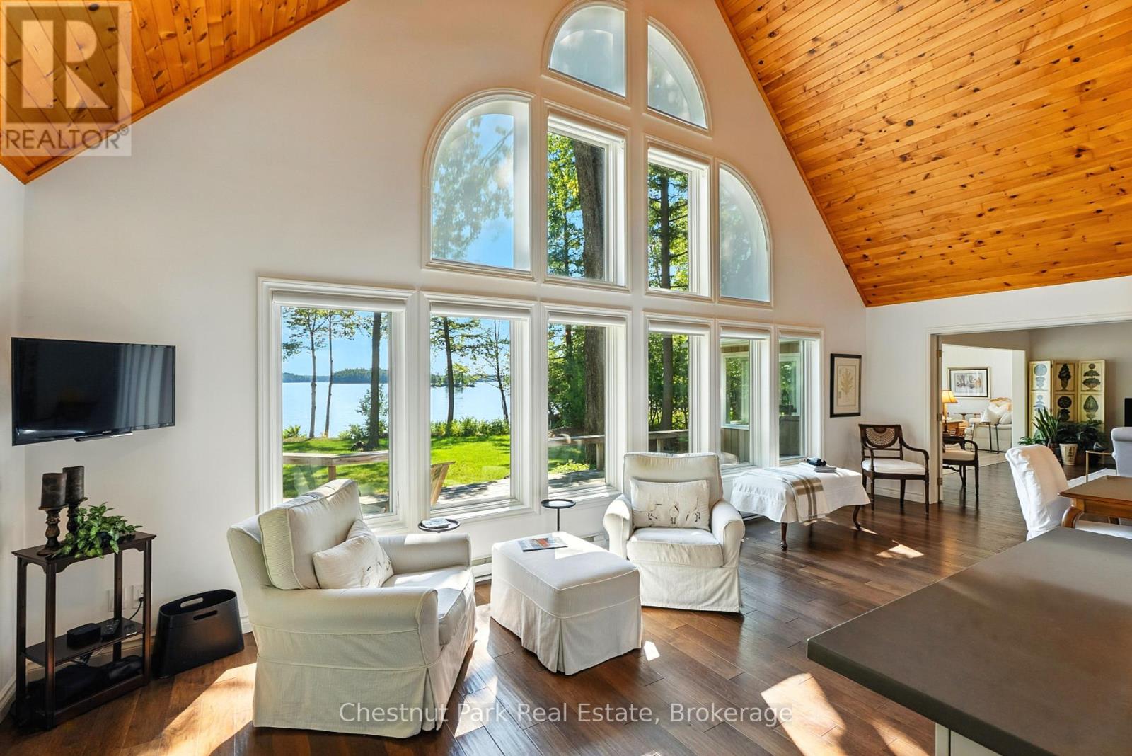 Photo 11 of 1166 2 Morinus Road, Muskoka Lakes ON