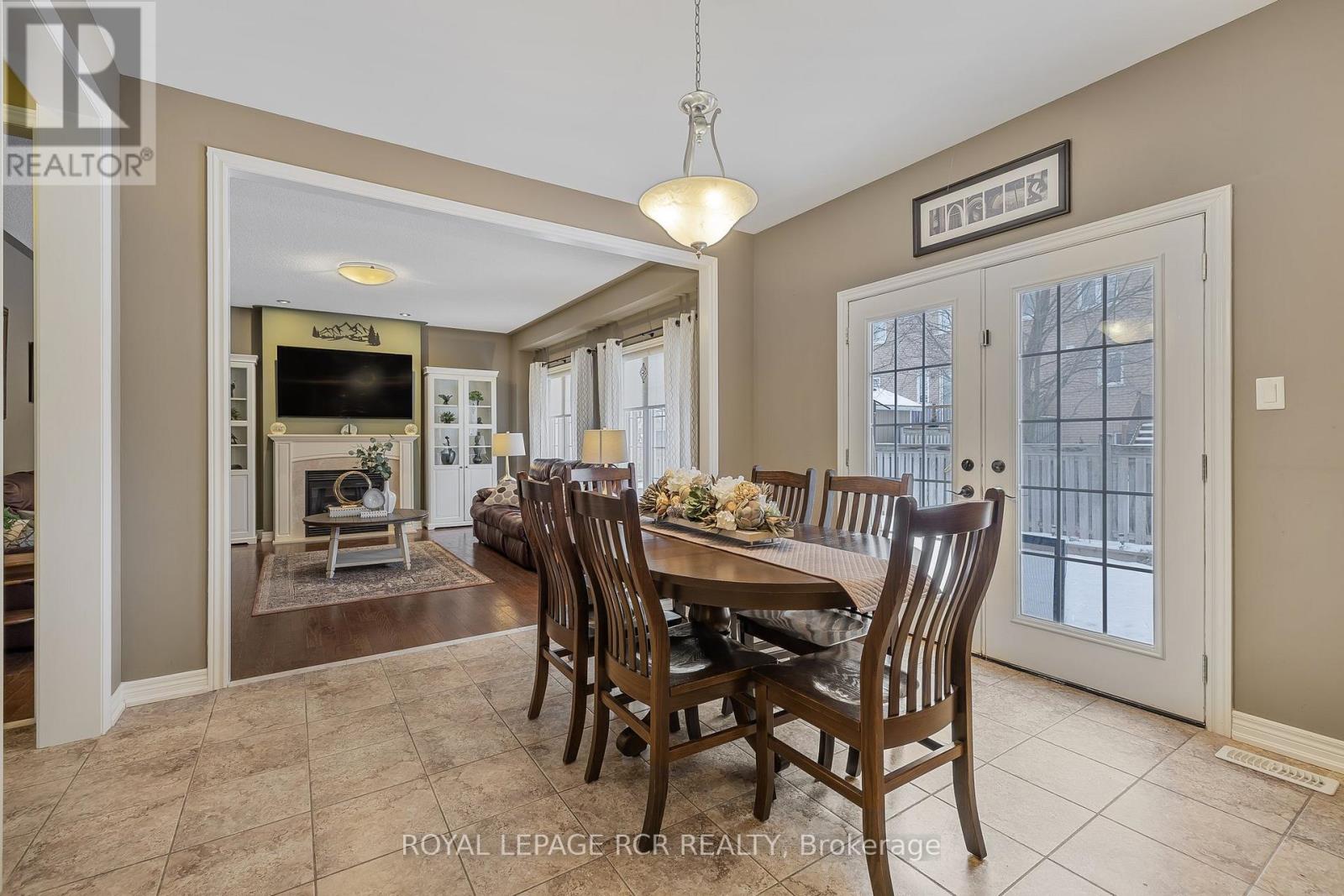 Photo 10 of 2 Littlebrook Lane, Caledon ON
