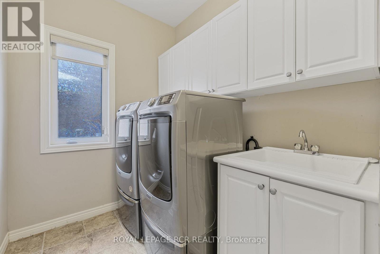 Photo 30 of 2 Littlebrook Lane, Caledon ON