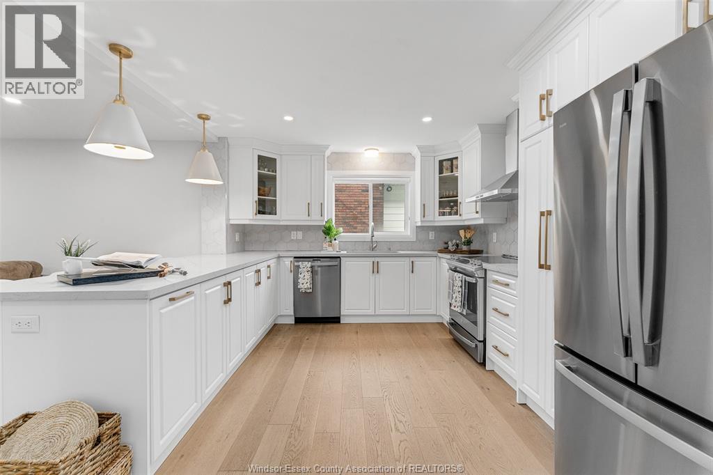 Photo 11 of 2440 Todd Lane, Lasalle ON