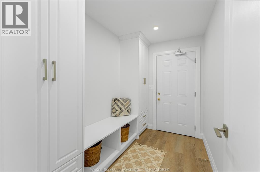Photo 16 of 2440 Todd Lane, Lasalle ON