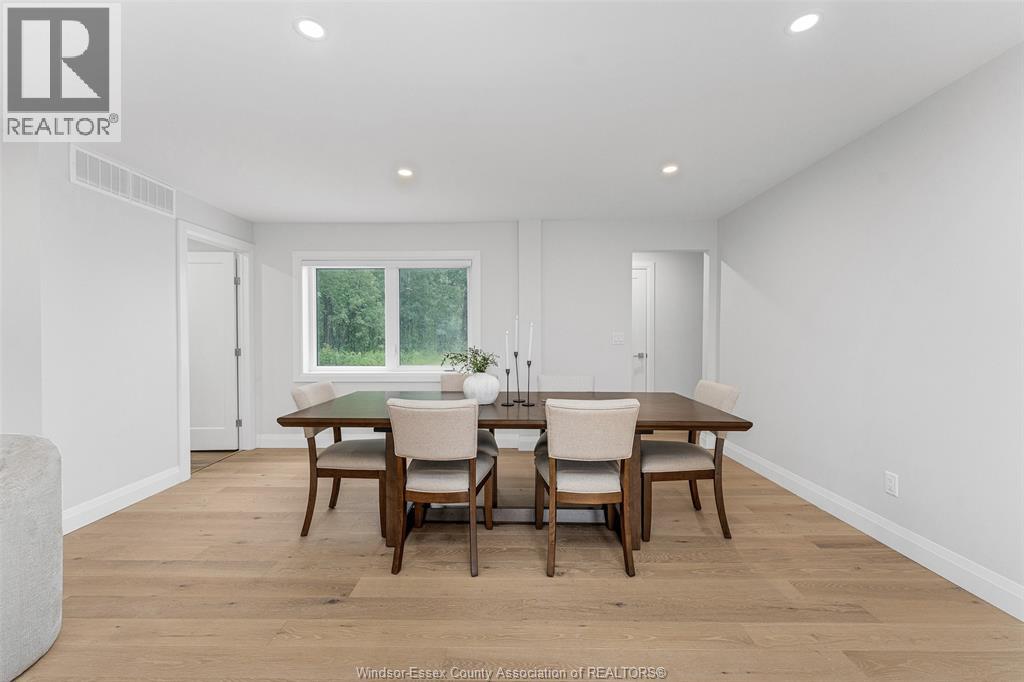 Photo 7 of 2440 Todd Lane, Lasalle ON