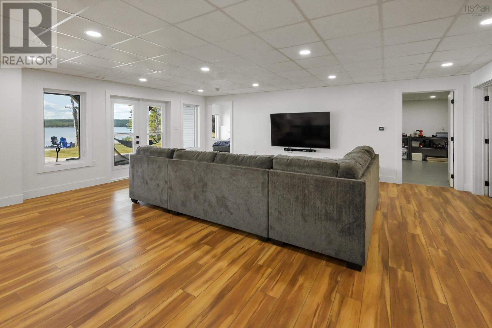 Property 28 of 49 of 430 Maple Drive