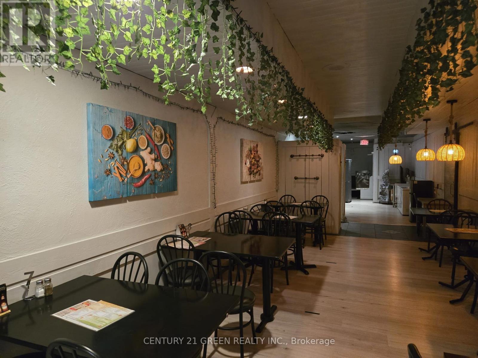 Photo 5 of 232 Governors Road, Hamilton ON