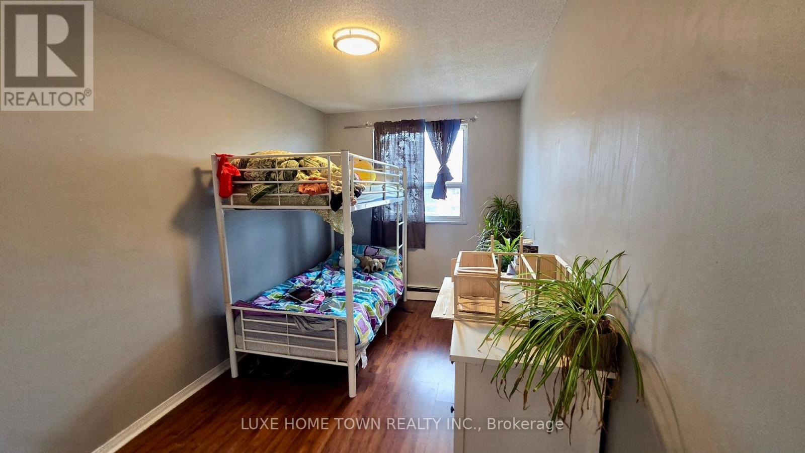 Photo 12 of 503 30 Summit Avenue, Hamilton ON
