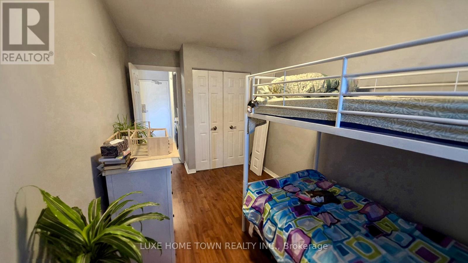 Photo 13 of 503 30 Summit Avenue, Hamilton ON