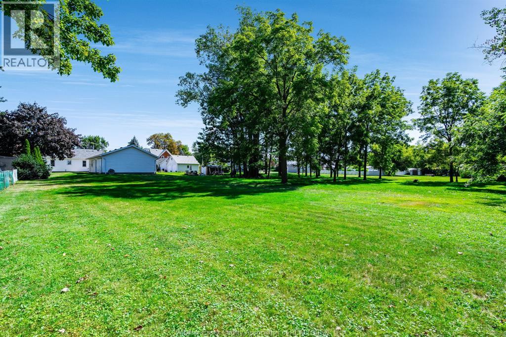 Photo 26 of 379 County Rd 34 West, Kingsville ON