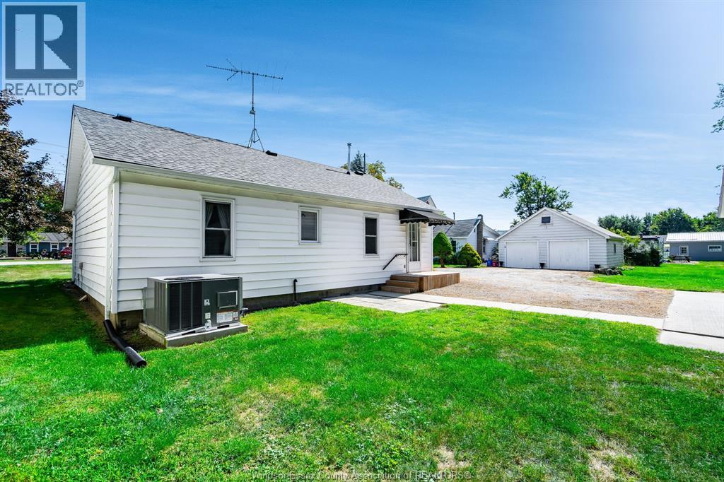 Photo 18 of 379 County Rd 34 West, Kingsville ON