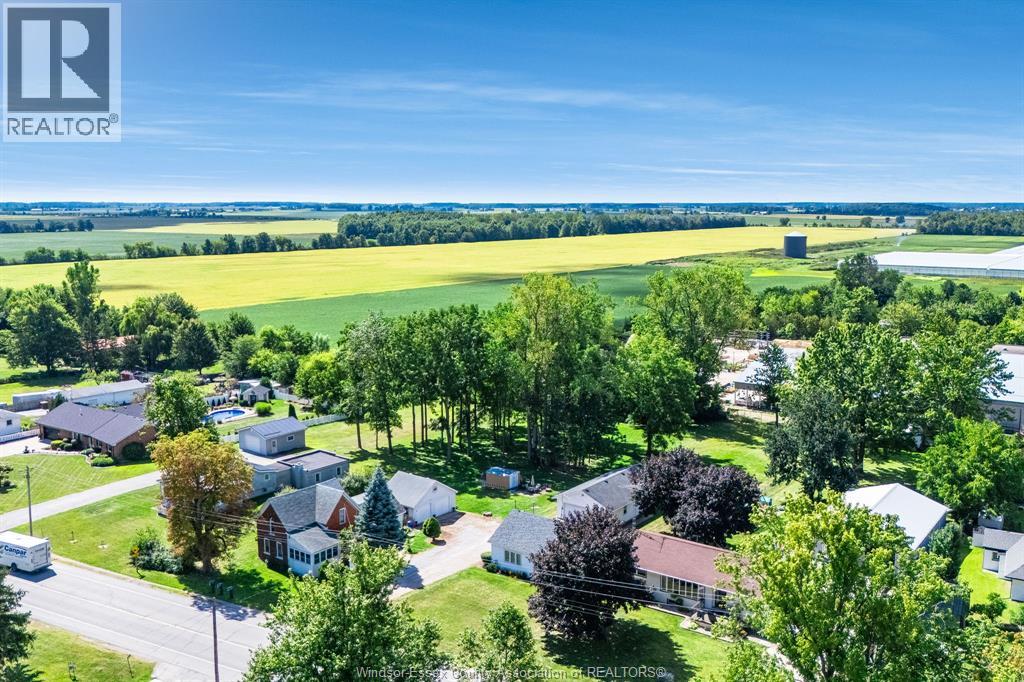 Photo 29 of 379 County Rd 34 West, Kingsville ON
