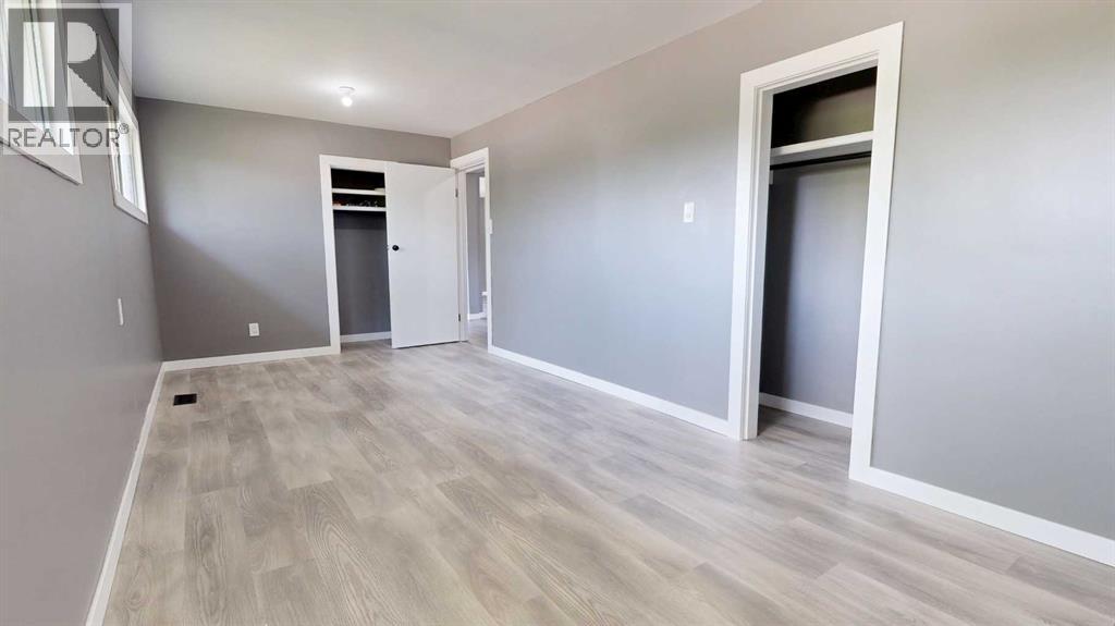 Photo 10 of 9514 99 Avenue, Grande Prairie AB