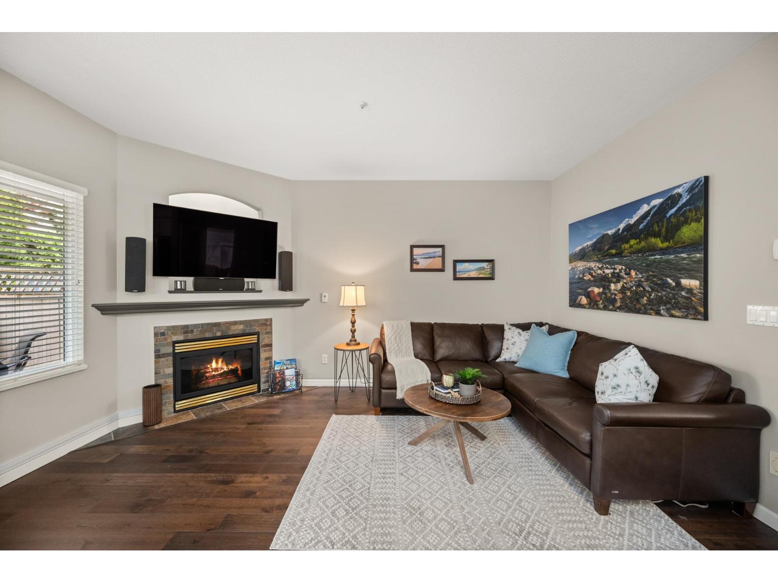 Photo 9 of 56 9025 216 Street, Langley BC
