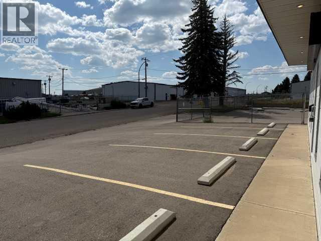 Photo 5 of 2230 9 Avenue Sw, Medicine Hat AB