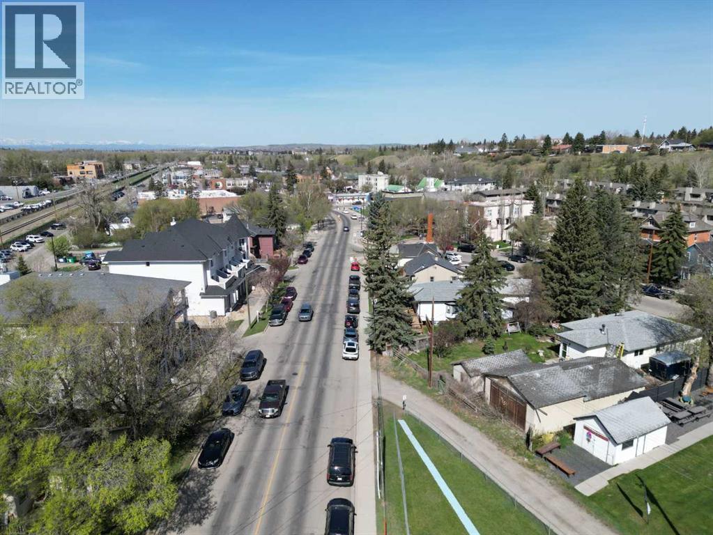 Photo 32 of 303 29 N Railway Street, Okotoks AB