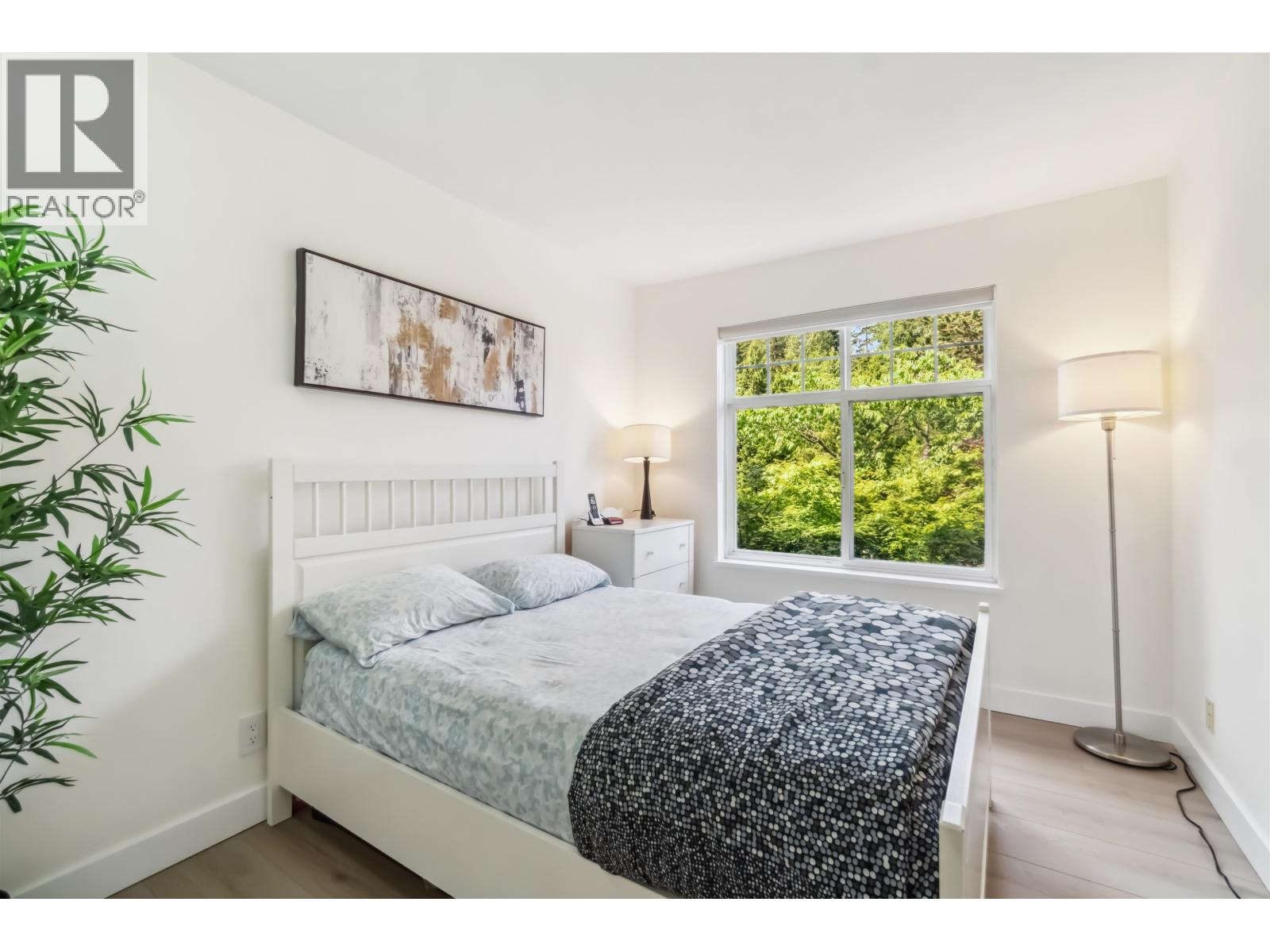Photo 29 of 311 1428 Parkway Boulevard, Coquitlam BC