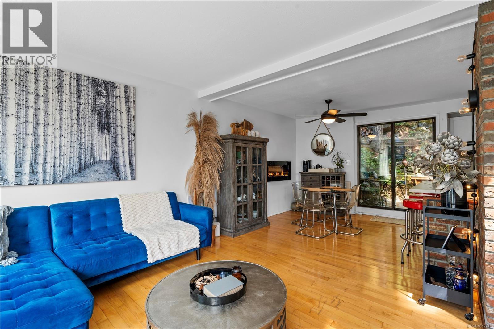Photo 11 of 271 Woodhaven Dr, Nanaimo BC