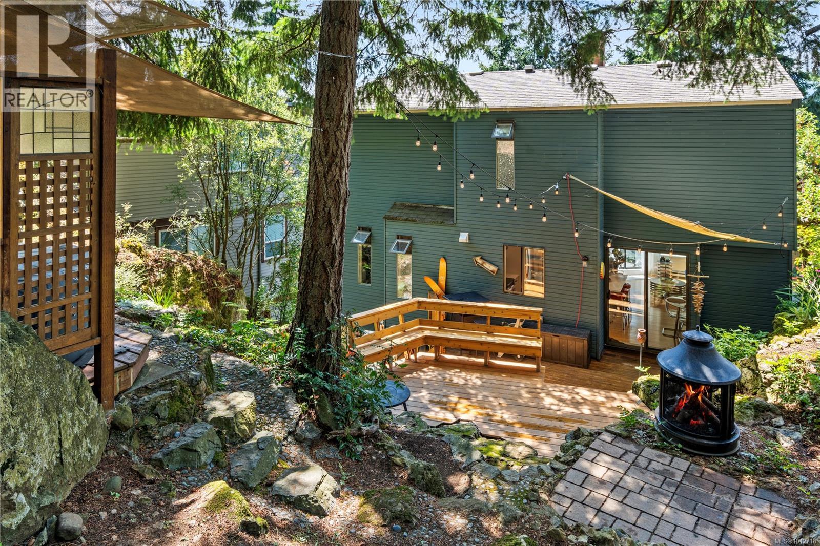 Photo 6 of 271 Woodhaven Dr, Nanaimo BC