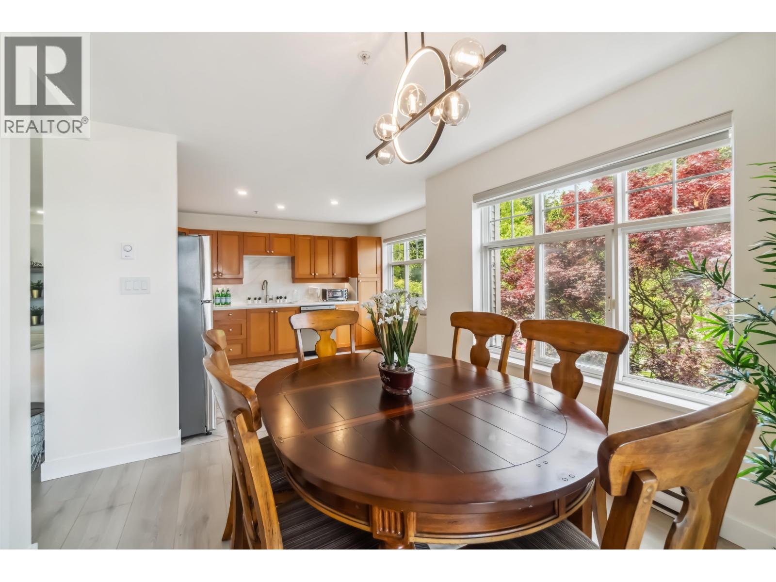 Photo 17 of 311 1428 Parkway Boulevard, Coquitlam BC