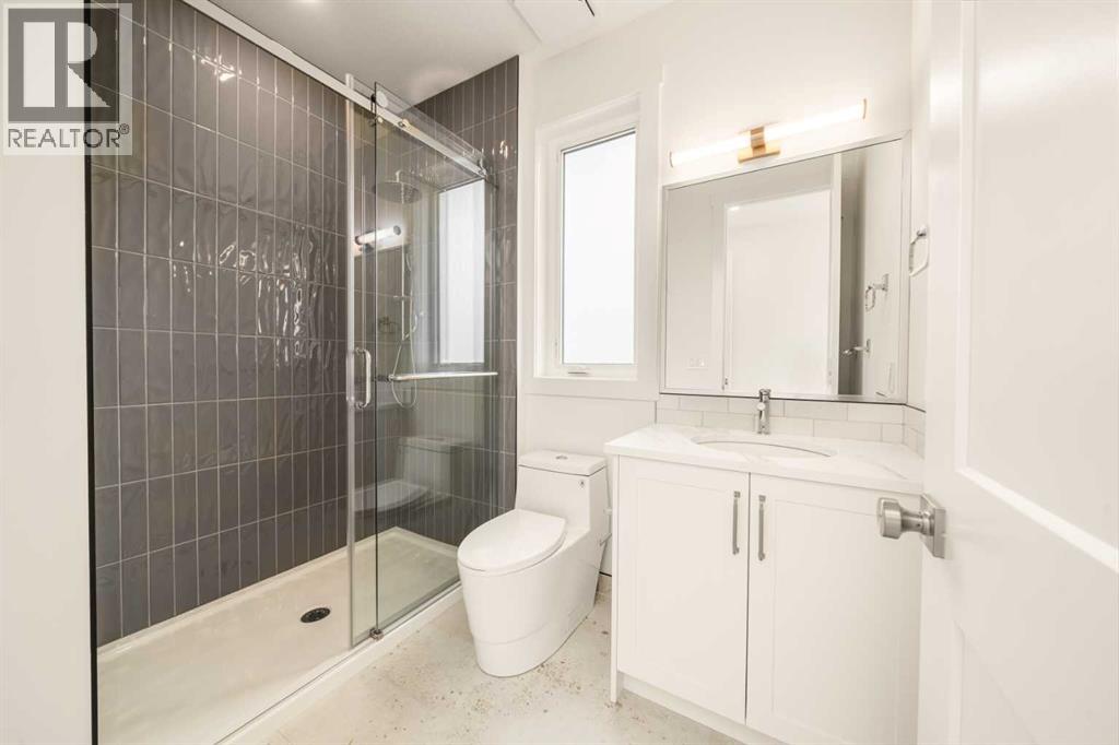 Photo 33 of 42 Rockcliff Heights Nw, Calgary AB