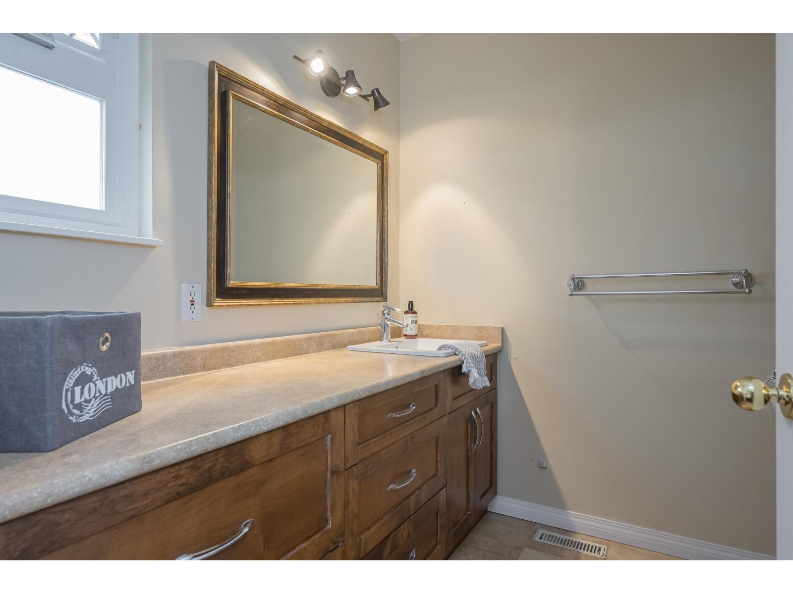 Photo 12 of 3306 274 A Street, Langley BC