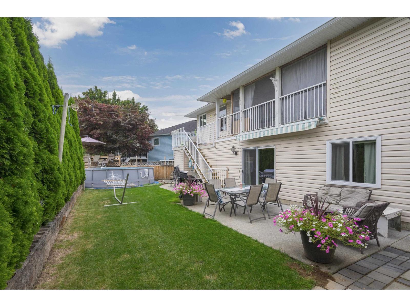 Photo 2 of 3306 274 A Street, Langley BC