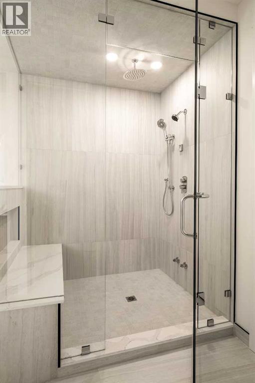 Photo 26 of 42 Rockcliff Heights Nw, Calgary AB