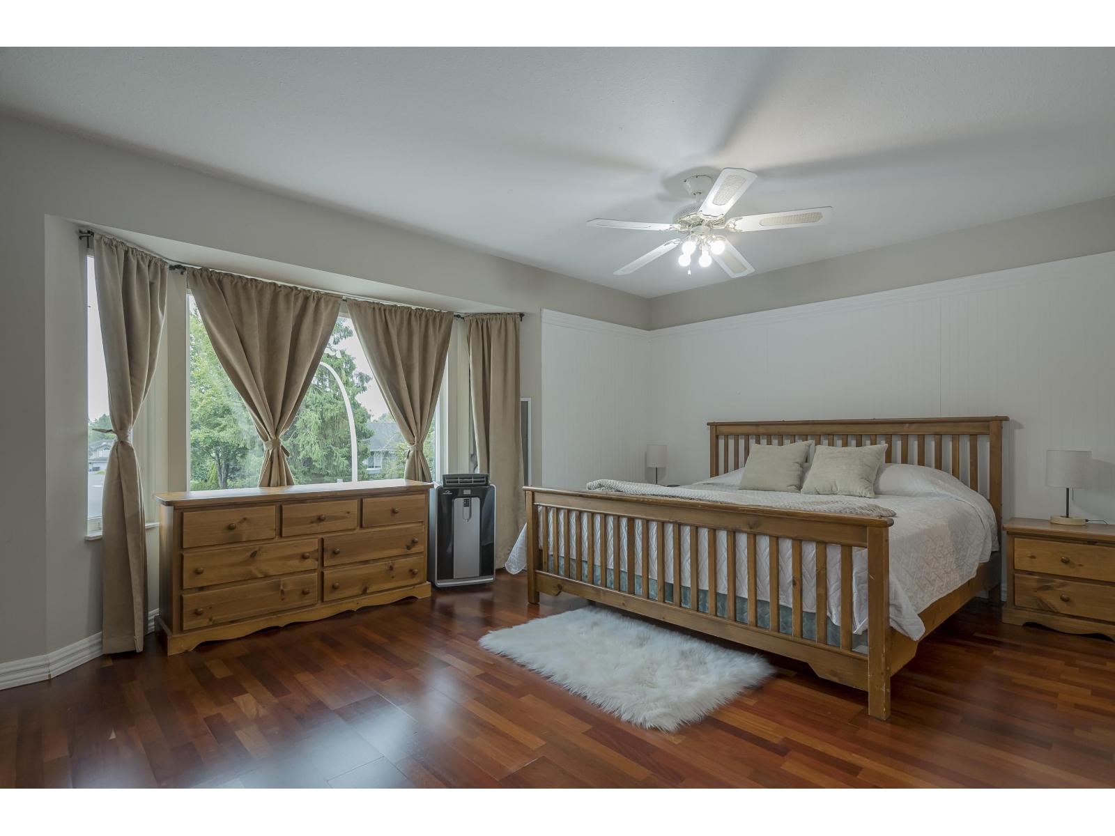 Photo 11 of 3306 274 A Street, Langley BC