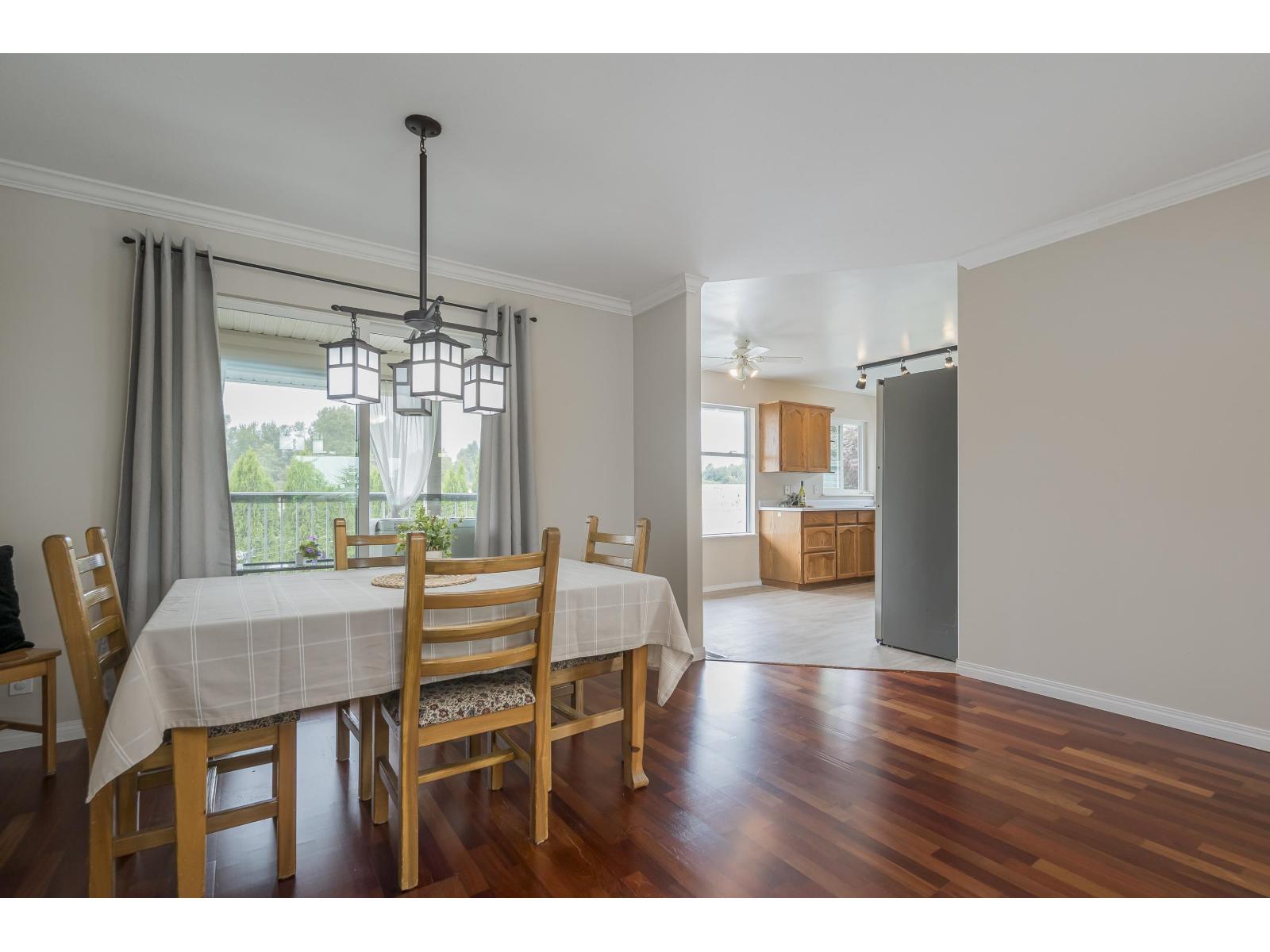 Photo 9 of 3306 274 A Street, Langley BC